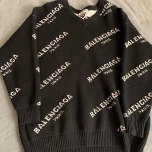 Balenciaga sweater size 36 SOLD